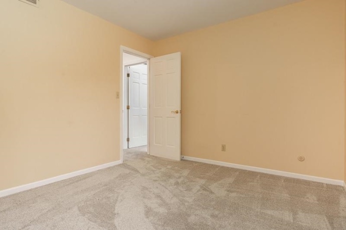 5792 HADDON, ROCKFORD, Illinois 61114, 4 Bedrooms Bedrooms, ,2 BathroomsBathrooms,House,For Sale,HADDON,202603927