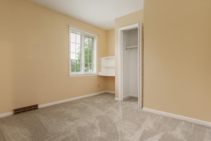5792 HADDON, ROCKFORD, Illinois 61114, 4 Bedrooms Bedrooms, ,2 BathroomsBathrooms,House,For Sale,HADDON,202603927