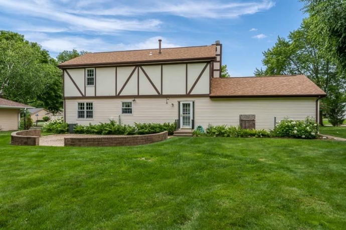 5792 HADDON, ROCKFORD, Illinois 61114, 4 Bedrooms Bedrooms, ,2 BathroomsBathrooms,House,For Sale,HADDON,202603927