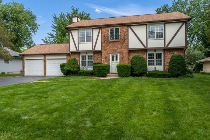 5792 HADDON, ROCKFORD, Illinois 61114, 4 Bedrooms Bedrooms, ,2 BathroomsBathrooms,House,For Sale,HADDON,202603927