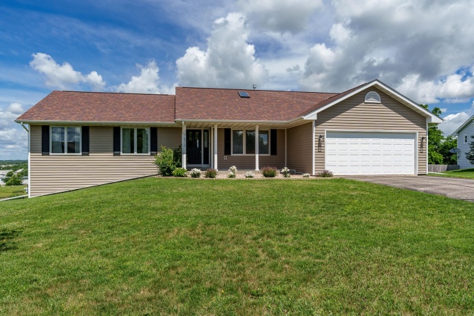 7672 Hawks, MACHESNEY PARK, Illinois 61115, 3 Bedrooms Bedrooms, ,2 BathroomsBathrooms,House,For Sale,Hawks,202603928
