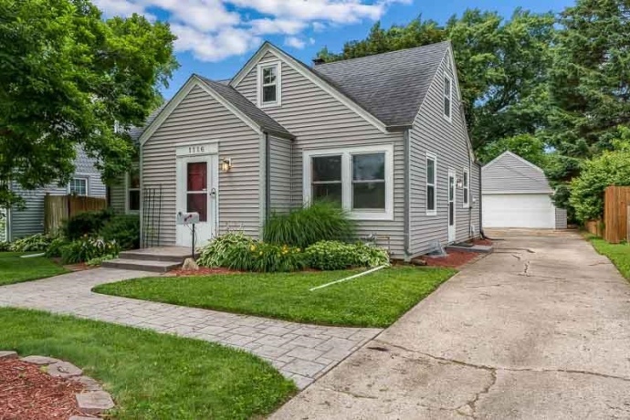 1116 LUTHER, ROCKFORD, Illinois 61107, 3 Bedrooms Bedrooms, ,1 BathroomBathrooms,House,For Sale,LUTHER,202603931