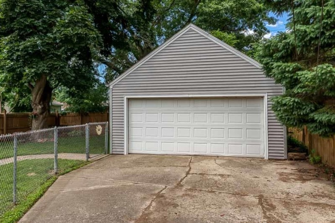 1116 LUTHER, ROCKFORD, Illinois 61107, 3 Bedrooms Bedrooms, ,1 BathroomBathrooms,House,For Sale,LUTHER,202603931
