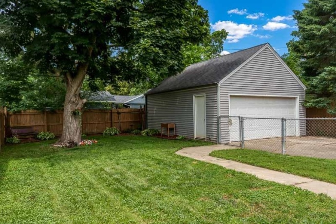 1116 LUTHER, ROCKFORD, Illinois 61107, 3 Bedrooms Bedrooms, ,1 BathroomBathrooms,House,For Sale,LUTHER,202603931