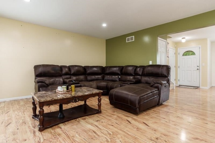 6481 Palo Verde, ROCKFORD, Illinois 61114, 3 Bedrooms Bedrooms, ,2 BathroomsBathrooms,House,For Sale,Palo Verde,202603935