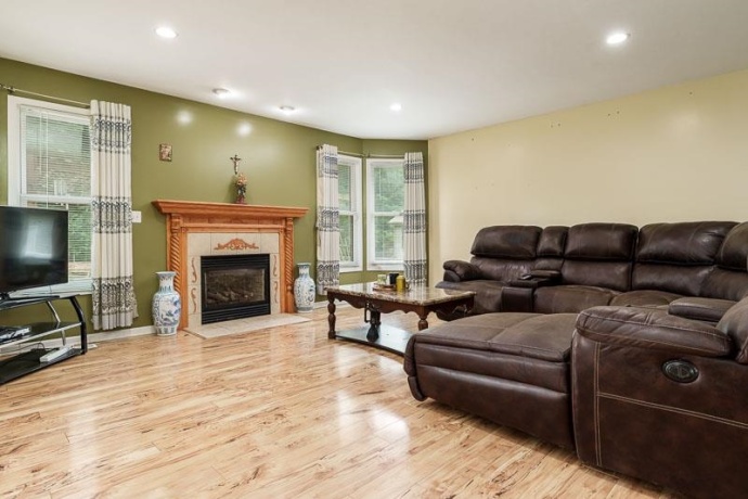 6481 Palo Verde, ROCKFORD, Illinois 61114, 3 Bedrooms Bedrooms, ,2 BathroomsBathrooms,House,For Sale,Palo Verde,202603935