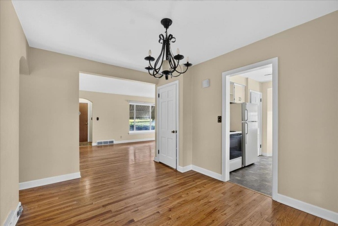 911 21st, ROCKFORD, Illinois 61108, 3 Bedrooms Bedrooms, ,1 BathroomBathrooms,House,For Sale,21st,202603938