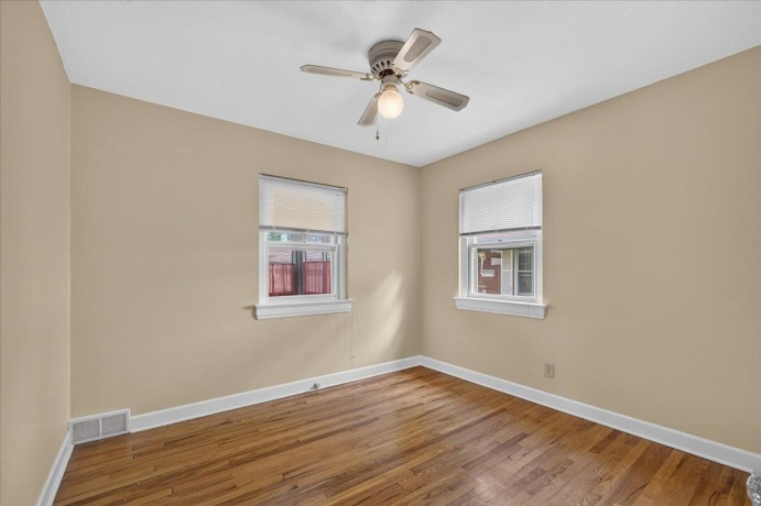 911 21st, ROCKFORD, Illinois 61108, 3 Bedrooms Bedrooms, ,1 BathroomBathrooms,House,For Sale,21st,202603938