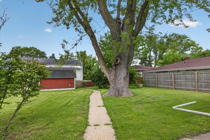 911 21st, ROCKFORD, Illinois 61108, 3 Bedrooms Bedrooms, ,1 BathroomBathrooms,House,For Sale,21st,202603938
