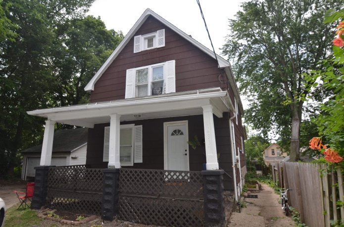 1433 5th, ROCKFORD, Illinois 61104, 3 Bedrooms Bedrooms, ,1 BathroomBathrooms,House,For Sale,5th,202603940