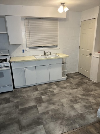 1433 5th, ROCKFORD, Illinois 61104, 3 Bedrooms Bedrooms, ,1 BathroomBathrooms,House,For Sale,5th,202603940