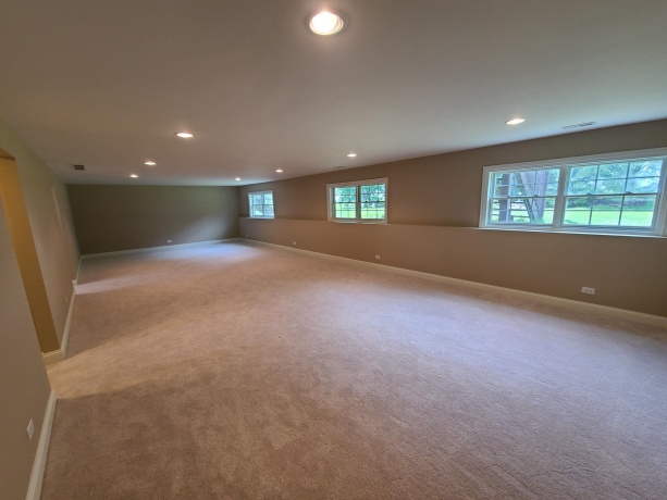 15528 white oak, SOUTH BELOIT, Illinois 61080, 2 Bedrooms Bedrooms, ,3 BathroomsBathrooms,House,For Sale,white oak,202603943