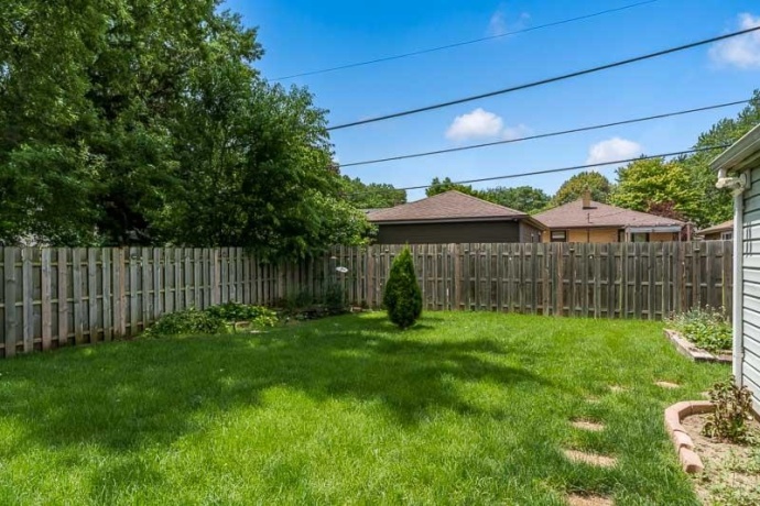 1016 Luther, ROCKFORD, Illinois 61107, 3 Bedrooms Bedrooms, ,1 BathroomBathrooms,House,For Sale,Luther,202603945