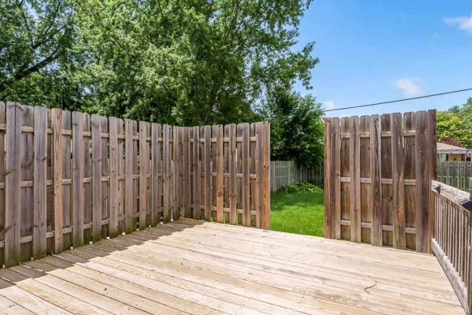 1016 Luther, ROCKFORD, Illinois 61107, 3 Bedrooms Bedrooms, ,1 BathroomBathrooms,House,For Sale,Luther,202603945