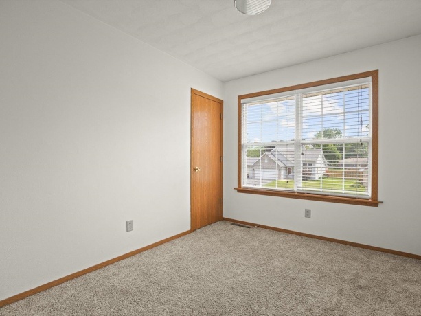 2949 Langstone, ROCKFORD, Illinois 61109, 3 Bedrooms Bedrooms, ,1 BathroomBathrooms,House,For Sale,Langstone,202603947