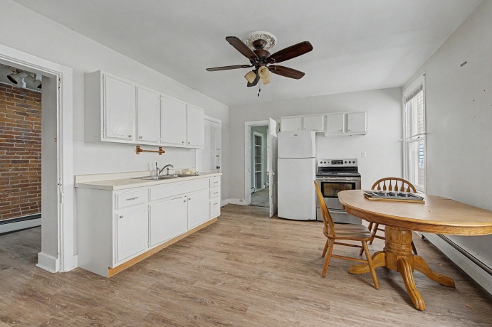 310 Franklin, GALENA, Illinois 61036, ,3 - 4 Units,For Sale,Franklin,202603948