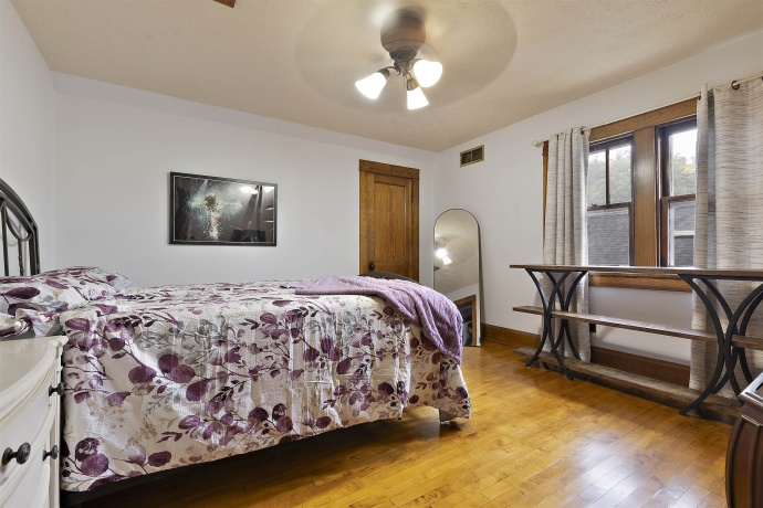 1814 Latham, ROCKFORD, Illinois 61103, 4 Bedrooms Bedrooms, ,2 BathroomsBathrooms,House,For Sale,Latham,202603950