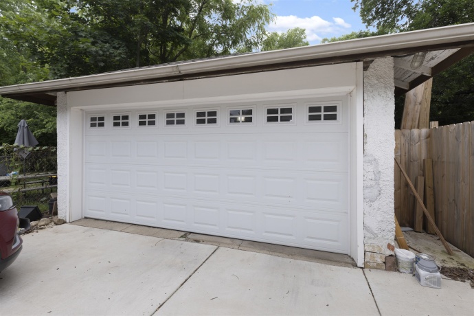 1814 Latham, ROCKFORD, Illinois 61103, 4 Bedrooms Bedrooms, ,2 BathroomsBathrooms,House,For Sale,Latham,202603950
