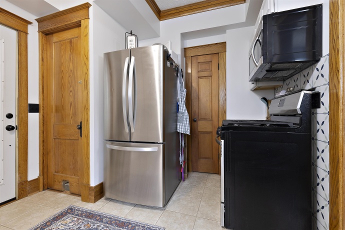 1814 Latham, ROCKFORD, Illinois 61103, 4 Bedrooms Bedrooms, ,2 BathroomsBathrooms,House,For Sale,Latham,202603950