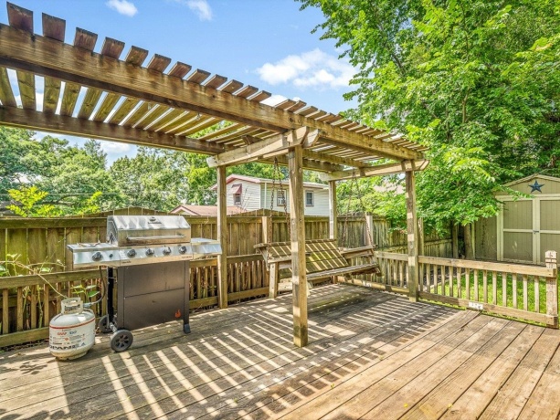 1644 Oakes, ROCKFORD, Illinois 61107, 3 Bedrooms Bedrooms, ,1 BathroomBathrooms,House,For Sale,Oakes,202603951