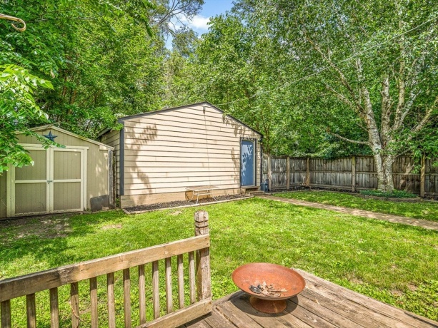 1644 Oakes, ROCKFORD, Illinois 61107, 3 Bedrooms Bedrooms, ,1 BathroomBathrooms,House,For Sale,Oakes,202603951