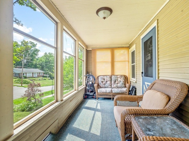 1644 Oakes, ROCKFORD, Illinois 61107, 3 Bedrooms Bedrooms, ,1 BathroomBathrooms,House,For Sale,Oakes,202603951