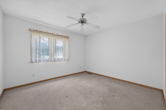 6207 CARRIAGE GREEN, ROCKFORD, Illinois 61108, 2 Bedrooms Bedrooms, ,2 BathroomsBathrooms,Condominium,For Sale,CARRIAGE GREEN,202603956