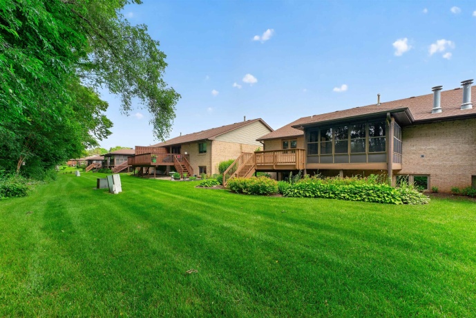 6207 CARRIAGE GREEN, ROCKFORD, Illinois 61108, 2 Bedrooms Bedrooms, ,2 BathroomsBathrooms,Condominium,For Sale,CARRIAGE GREEN,202603956