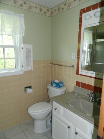 628 BLENHEIM, ROCKFORD, Illinois 61108, 4 Bedrooms Bedrooms, ,1 BathroomBathrooms,House,For Sale,BLENHEIM,202603954