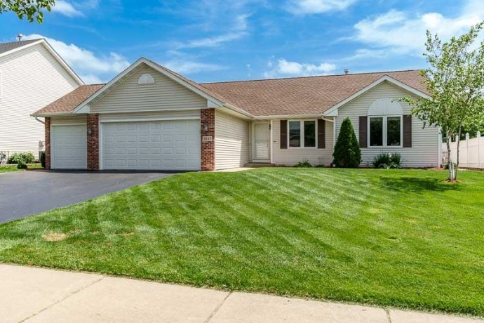 3047 VAUGHNDALE, MACHESNEY PARK, Illinois 61115, 3 Bedrooms Bedrooms, ,2 BathroomsBathrooms,House,For Sale,VAUGHNDALE,202603955
