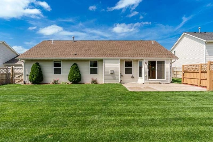 3047 VAUGHNDALE, MACHESNEY PARK, Illinois 61115, 3 Bedrooms Bedrooms, ,2 BathroomsBathrooms,House,For Sale,VAUGHNDALE,202603955
