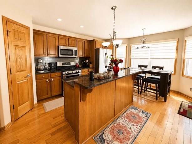 423 cross plains, ROCKFORD, Illinois 61107, 4 Bedrooms Bedrooms, ,3 BathroomsBathrooms,House,For Sale,cross plains,202603957