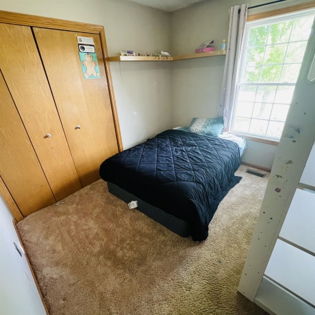 423 cross plains, ROCKFORD, Illinois 61107, 4 Bedrooms Bedrooms, ,3 BathroomsBathrooms,House,For Sale,cross plains,202603957