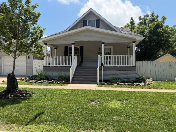 803 Washington, OREGON, Illinois 61061, 4 Bedrooms Bedrooms, ,3 BathroomsBathrooms,House,For Sale,Washington,202603958