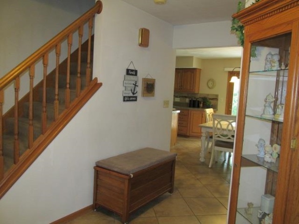 1052 Burke, FREEPORT, Illinois 61032, 4 Bedrooms Bedrooms, ,2 BathroomsBathrooms,House,For Sale,Burke,202603730
