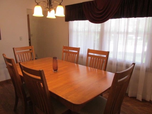 1052 Burke, FREEPORT, Illinois 61032, 4 Bedrooms Bedrooms, ,2 BathroomsBathrooms,House,For Sale,Burke,202603730
