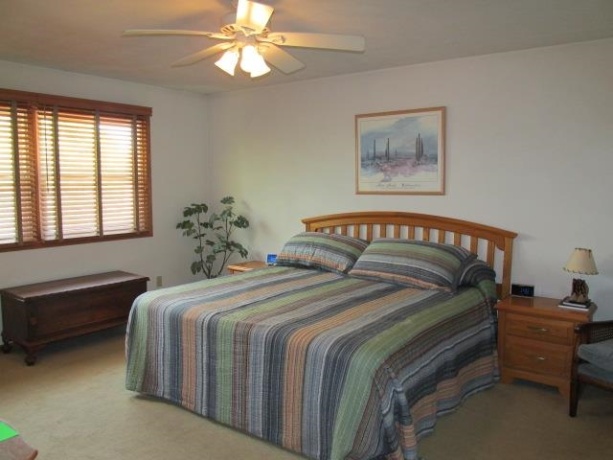 1052 Burke, FREEPORT, Illinois 61032, 4 Bedrooms Bedrooms, ,2 BathroomsBathrooms,House,For Sale,Burke,202603730