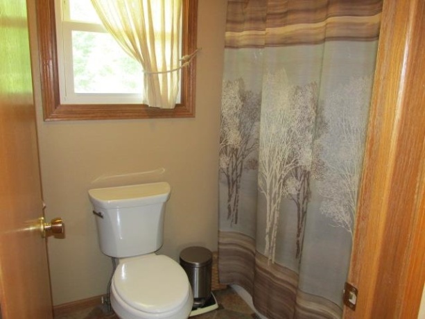 1052 Burke, FREEPORT, Illinois 61032, 4 Bedrooms Bedrooms, ,2 BathroomsBathrooms,House,For Sale,Burke,202603730