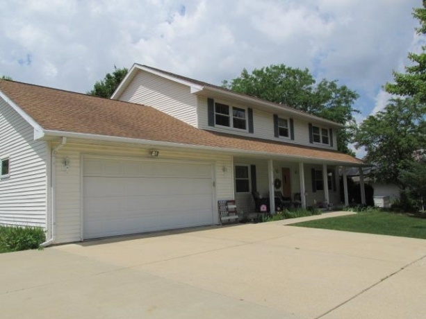 1052 Burke, FREEPORT, Illinois 61032, 4 Bedrooms Bedrooms, ,2 BathroomsBathrooms,House,For Sale,Burke,202603730