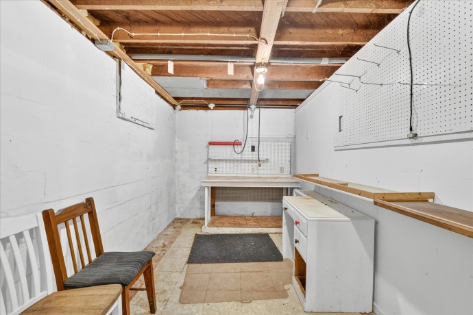 228 Riverside, LOVES PARK, Illinois 61111, 4 Bedrooms Bedrooms, ,1 BathroomBathrooms,House,For Sale,Riverside,202603862