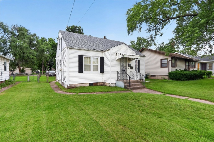 228 Riverside, LOVES PARK, Illinois 61111, 4 Bedrooms Bedrooms, ,1 BathroomBathrooms,House,For Sale,Riverside,202603862