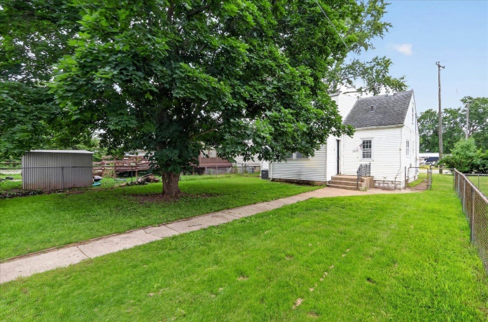 228 Riverside, LOVES PARK, Illinois 61111, 4 Bedrooms Bedrooms, ,1 BathroomBathrooms,House,For Sale,Riverside,202603862