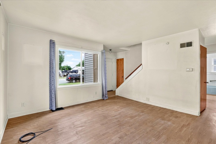 228 Riverside, LOVES PARK, Illinois 61111, 4 Bedrooms Bedrooms, ,1 BathroomBathrooms,House,For Sale,Riverside,202603862