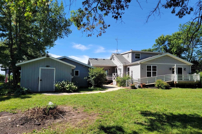 10124 US Rt 20, GARDEN PRAIRIE, Illinois 61038, 4 Bedrooms Bedrooms, ,3 BathroomsBathrooms,House,For Sale,US Rt 20,202603964