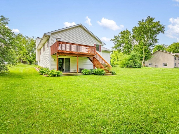 117 PEMBROKE RD SW, POPLAR GROVE, Illinois 61065, 3 Bedrooms Bedrooms, ,2 BathroomsBathrooms,House,For Sale,PEMBROKE RD SW,202603965