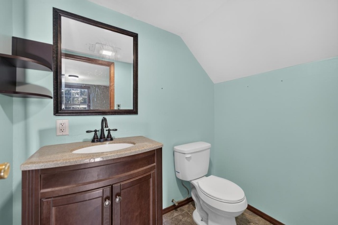 15631 IL RTE 72, DAVIS JUNCTION, Illinois 61020, 4 Bedrooms Bedrooms, ,1 BathroomBathrooms,House,For Sale,IL RTE 72,202603967