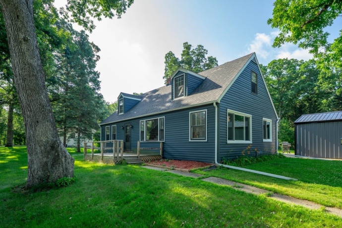 15631 IL RTE 72, DAVIS JUNCTION, Illinois 61020, 4 Bedrooms Bedrooms, ,1 BathroomBathrooms,House,For Sale,IL RTE 72,202603967