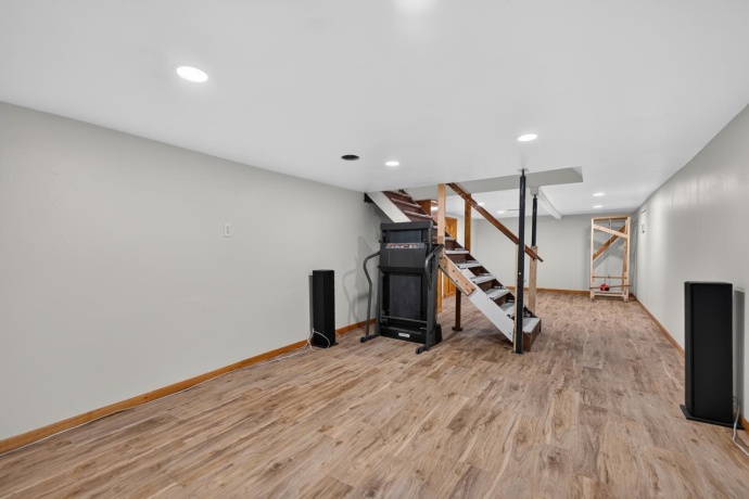 15631 IL RTE 72, DAVIS JUNCTION, Illinois 61020, 4 Bedrooms Bedrooms, ,1 BathroomBathrooms,House,For Sale,IL RTE 72,202603967
