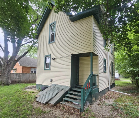 2217 LATHAM, ROCKFORD, Illinois 61103, ,2 Units,For Sale,LATHAM,202603970