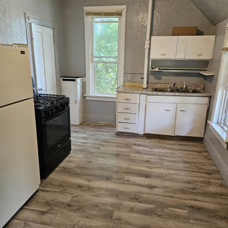 2217 LATHAM, ROCKFORD, Illinois 61103, ,2 Units,For Sale,LATHAM,202603970